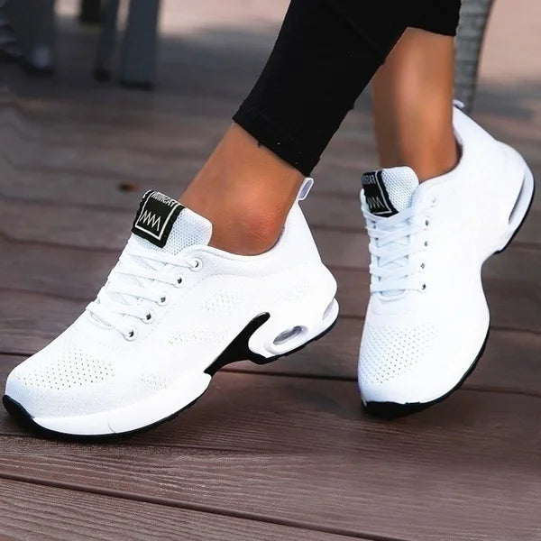 Women Light Weight Sports Shoes